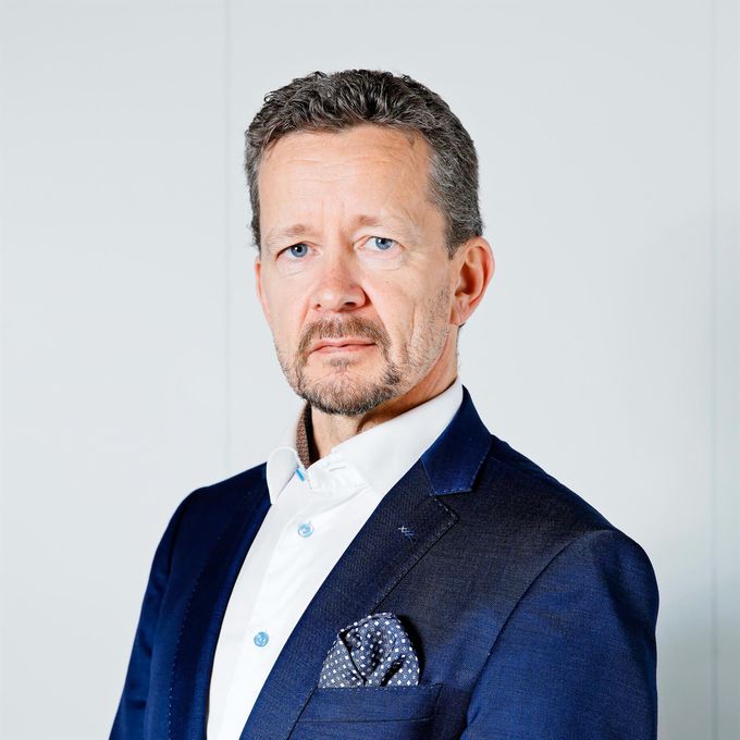 Jari Riskilä on Asuntosäätiön Asumisoikeus Oy:n toimitusjohtaja.