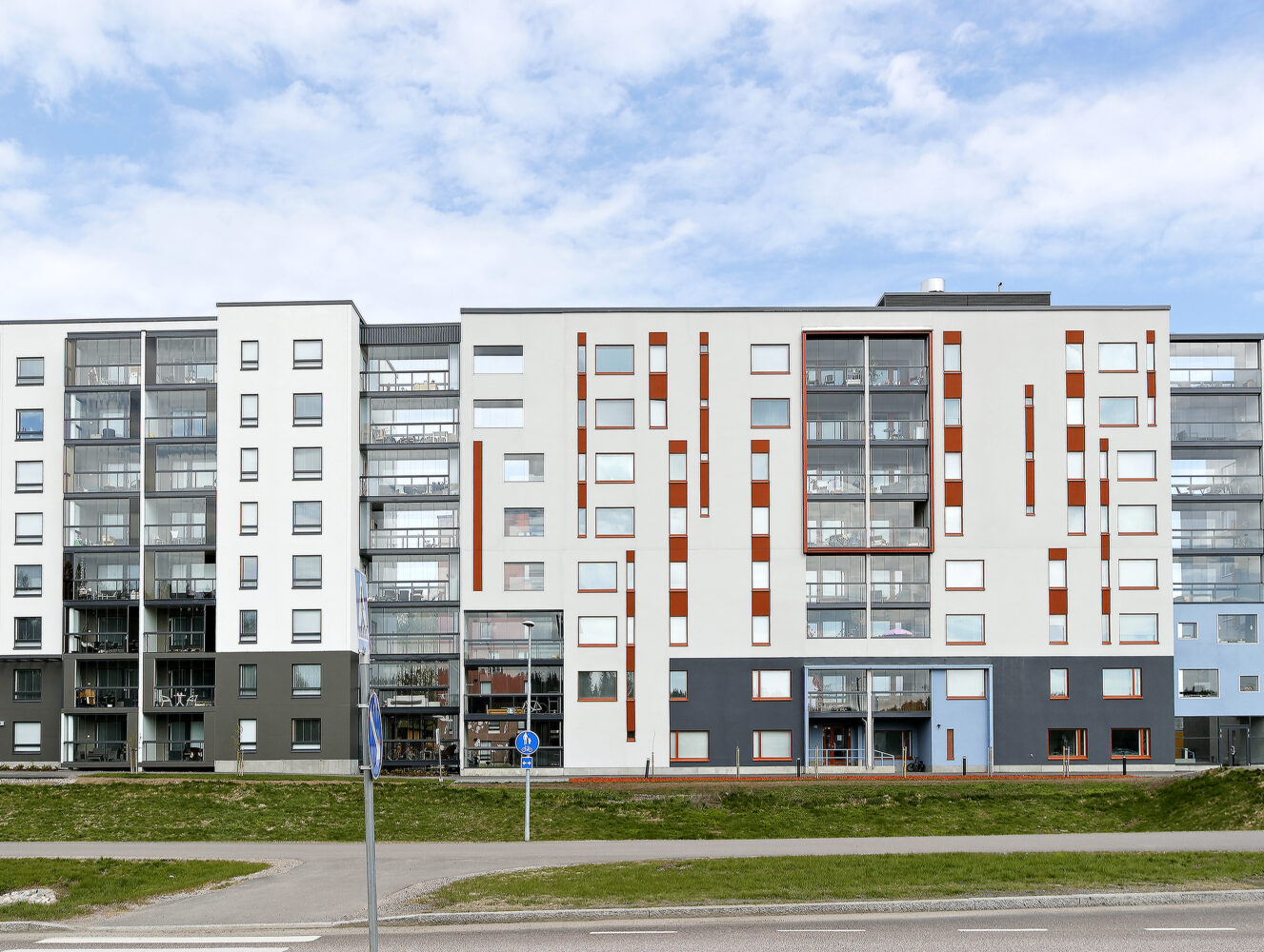 Asuntosäätiön asumisoikeusasuntoja osoitteessa Kaskelantie 9.